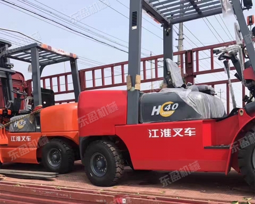 出租專用車發貨
